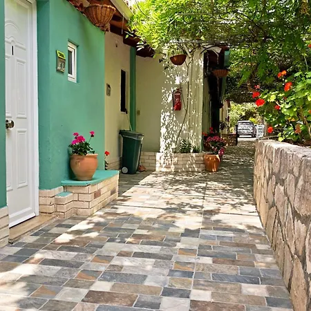 Liokorni Village Apartment