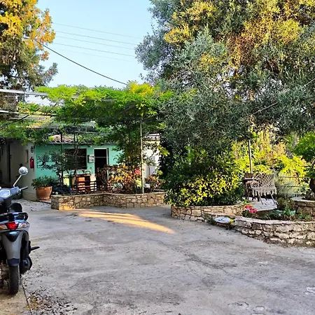 Liokorni Village Apartman