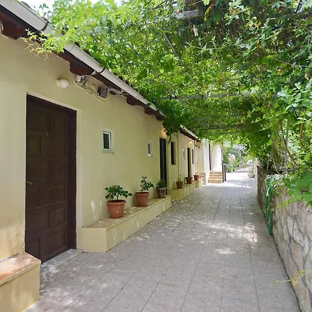 Apartament Liokorni Village